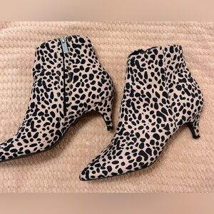 Qupid Leopard Print Ankle Boots